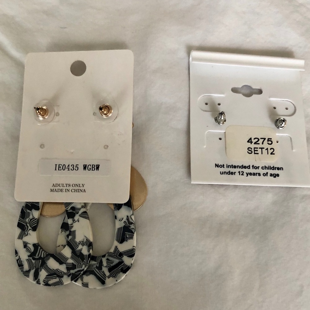 Statement earrings - Picture 5 of 5